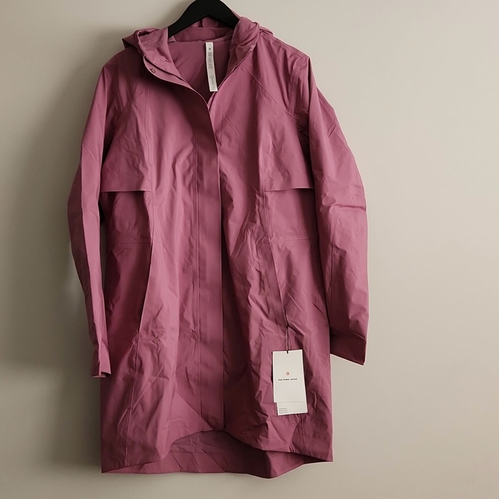 Lululemon NWT Rain Rebel Jacket size 12